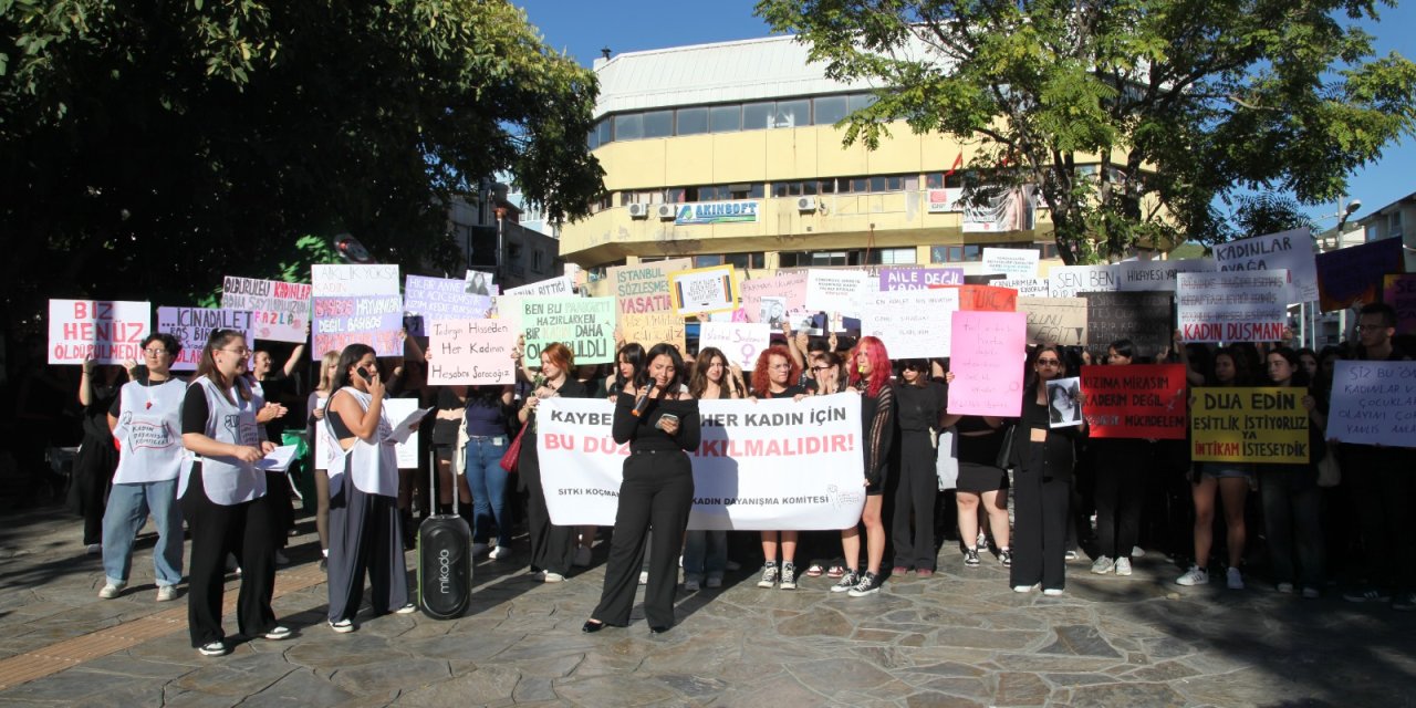 KADIN CİNAYETLERİ SINIRSIZLIK’TA PROTESTO EDİLDİ