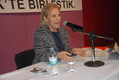 Çölaşan: Demokrasi hak aramaktır
