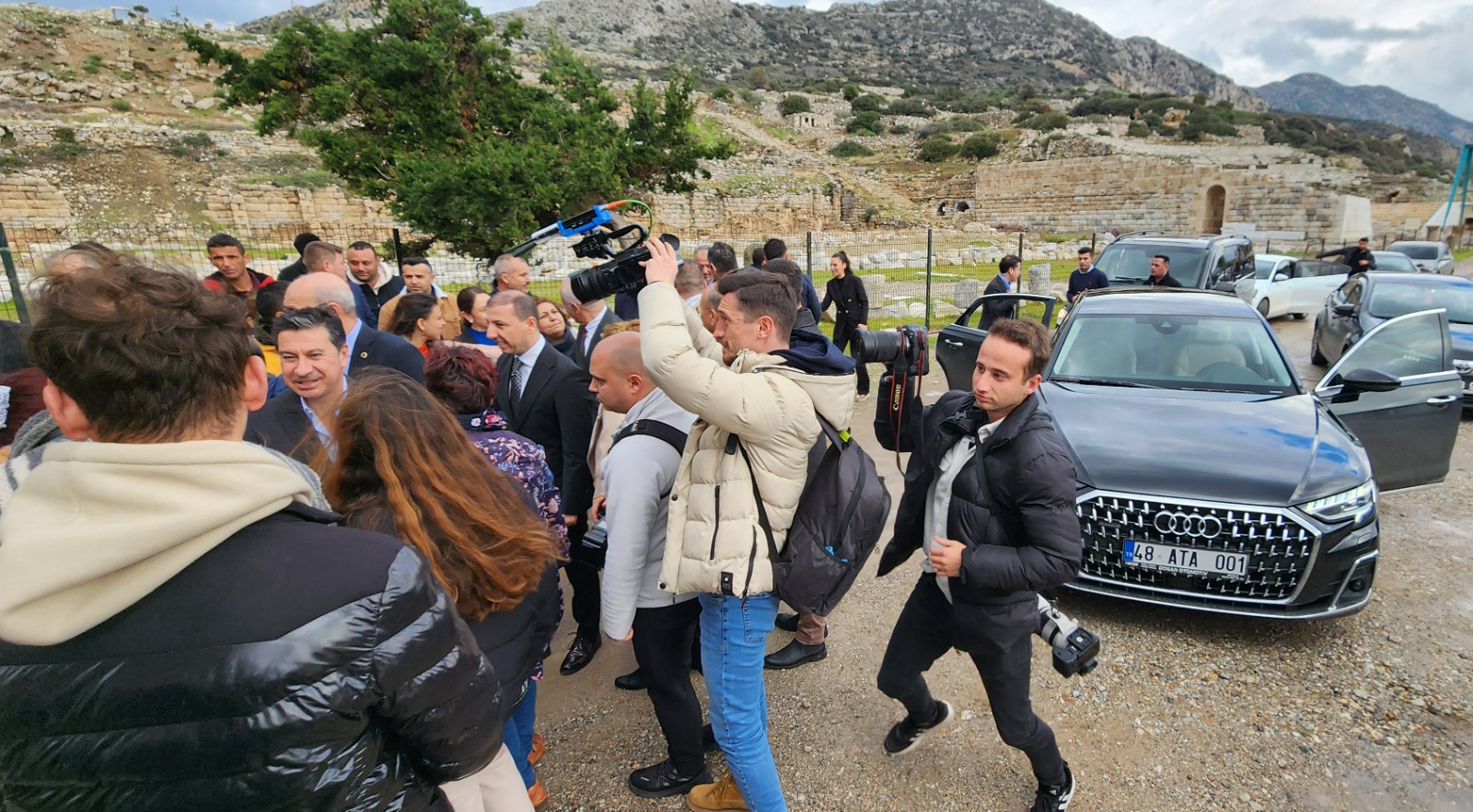 BAŞKAN ARAS’TAN PROTESTO!!!