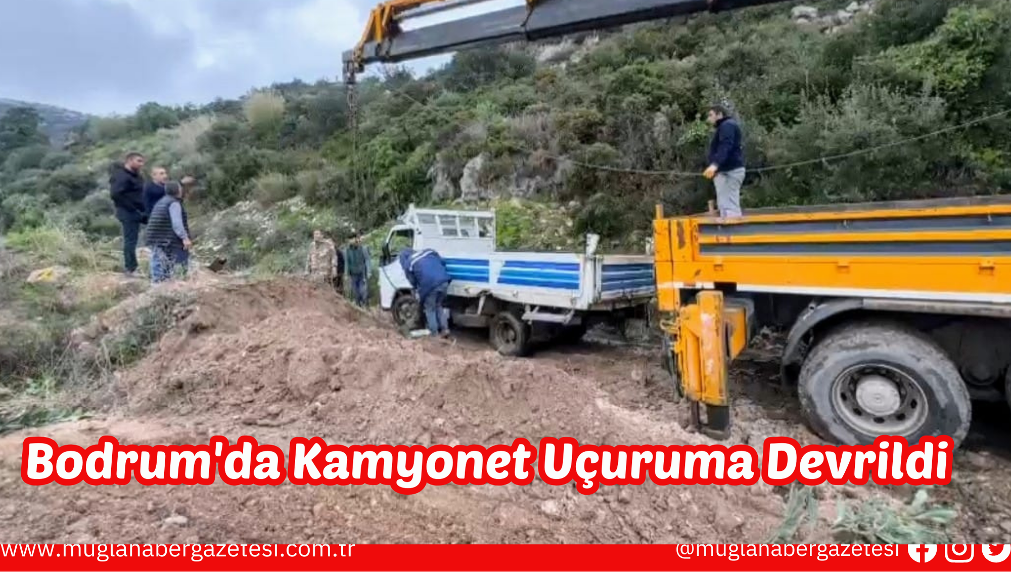 Bodrum'da Kamyonet Uçuruma Devrildi