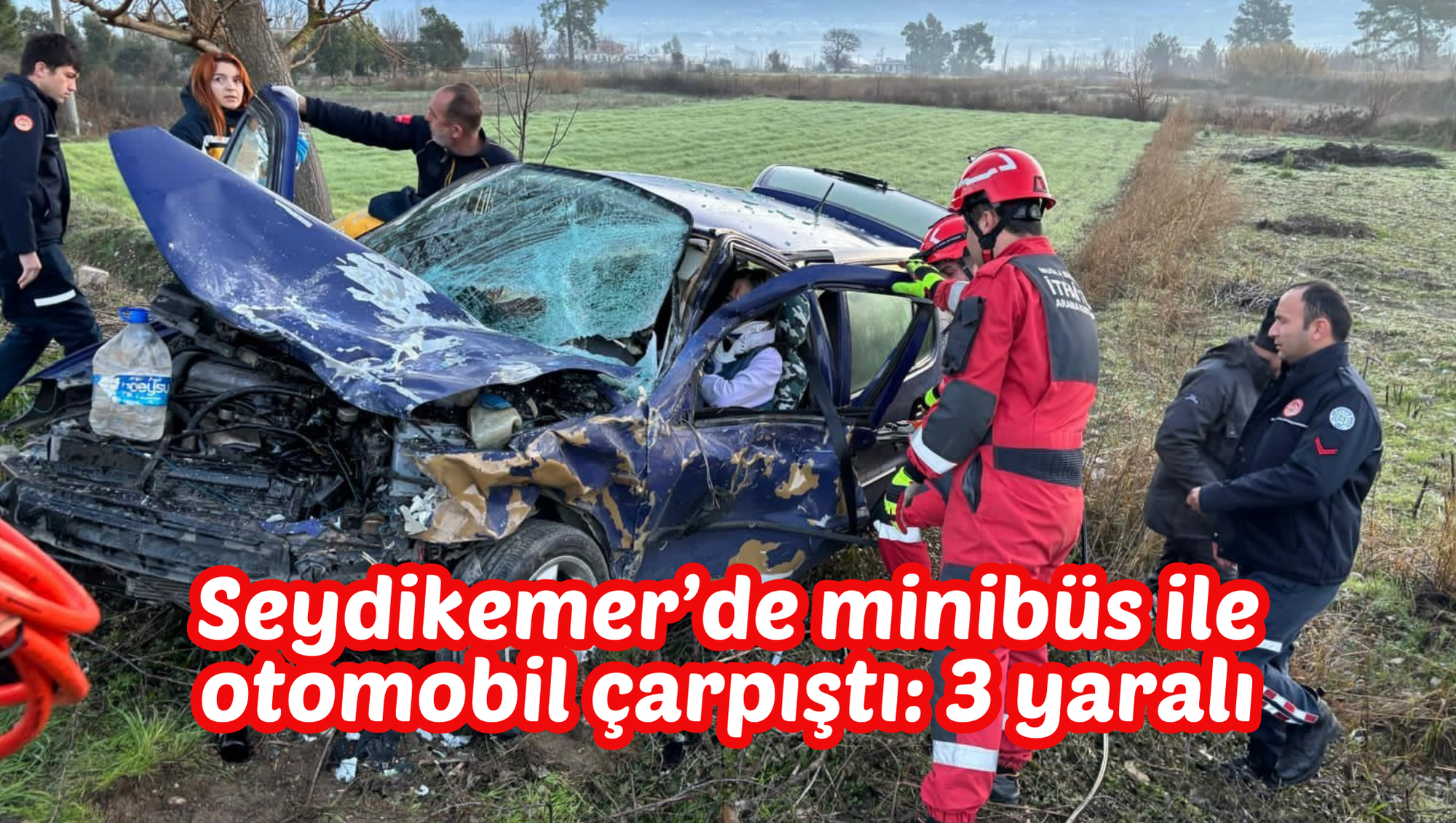 Seydikemer’de minibüs ile otomobil çarpıştı: 3 yaralı