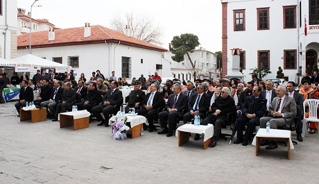 Vali Çiçek: Turizm sevdadır, sevgidir