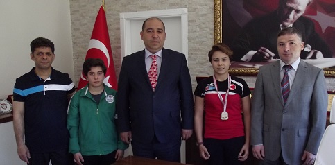 Sporculardan Kaymakam Özkan’a ziyaret