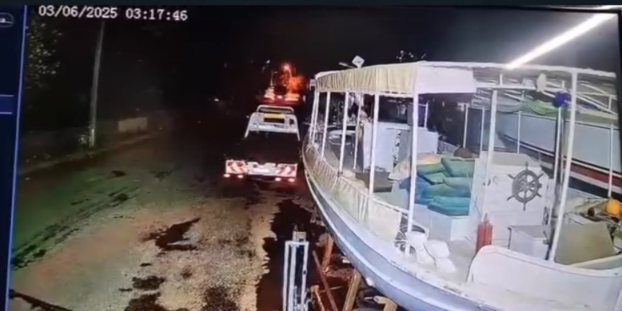 MARMARİS AÇIKLARINDAKİ 5.8'LİK DEPREM GÜVENLİK KAMERALARINA BÖYLE YANSIDI