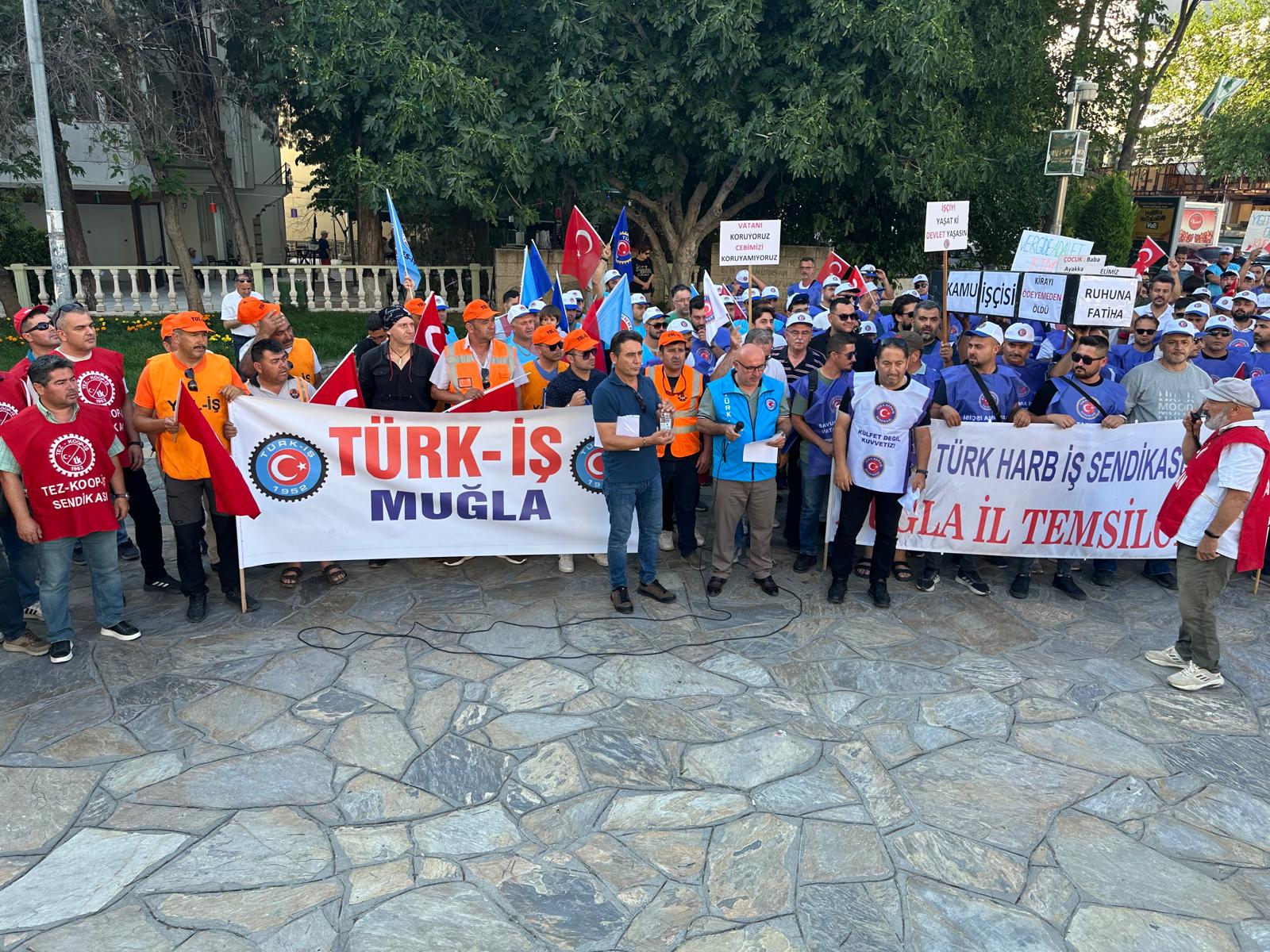 Kamu İşçilerinden Basın Açıklaması