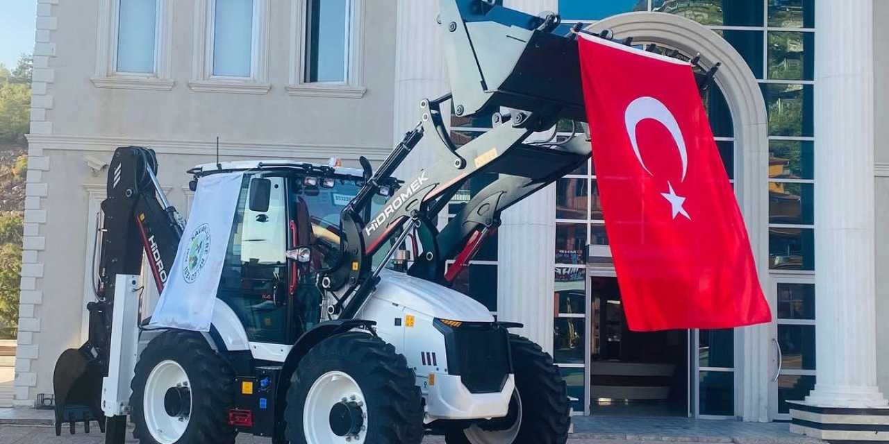 KAVAKLIDERE BELEDİYESİ ARAÇ PARKINI GÜÇLENDİRİYOR