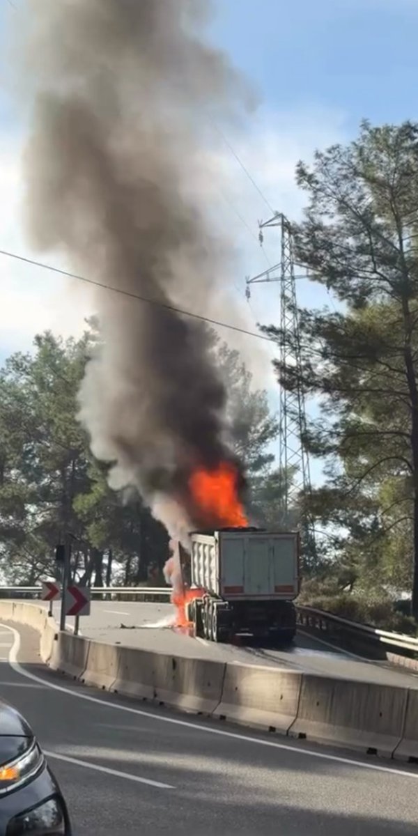 Sakar rampasında araç yangını