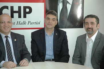 Umut Oran: Acılar, siyasete alet edilmemeli