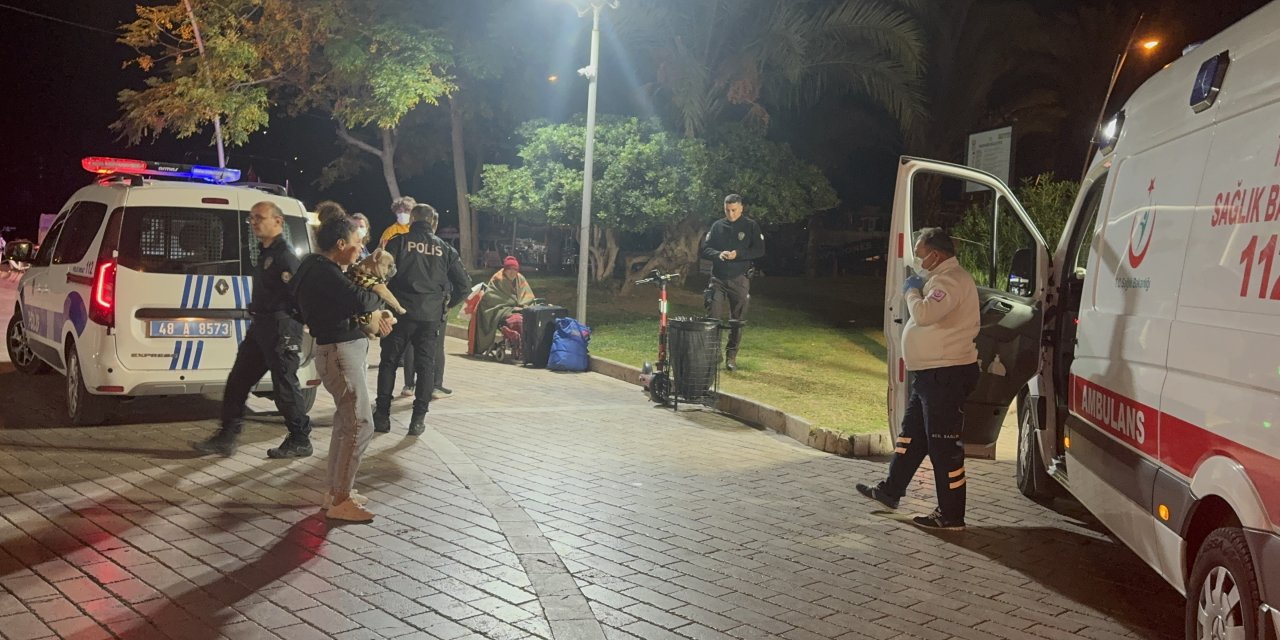 MARMARİS’TE 70 YAŞINDAKİ KIBRIS GAZİSİ SAATLER SÜREN İKNA ÇABALARININ ARDINDAN APARTA YERLEŞTİRİLDİ