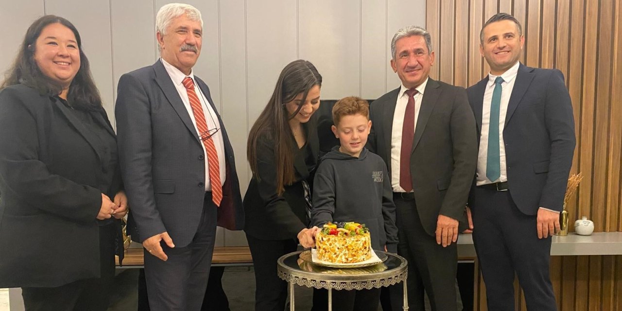 MENTEŞE’DE ÖĞRETMENLERE 'ÇİFTE KUTLAMA' SÜRPRİZİ