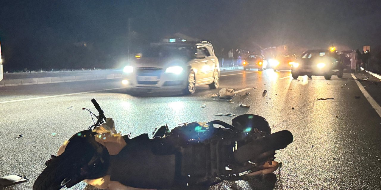 FETHİYE’DE HAFİF TİCARİ ARAÇ, ELEKTRİKLİ BİSİKLETE ÇARPTI: 1 ÖLÜ