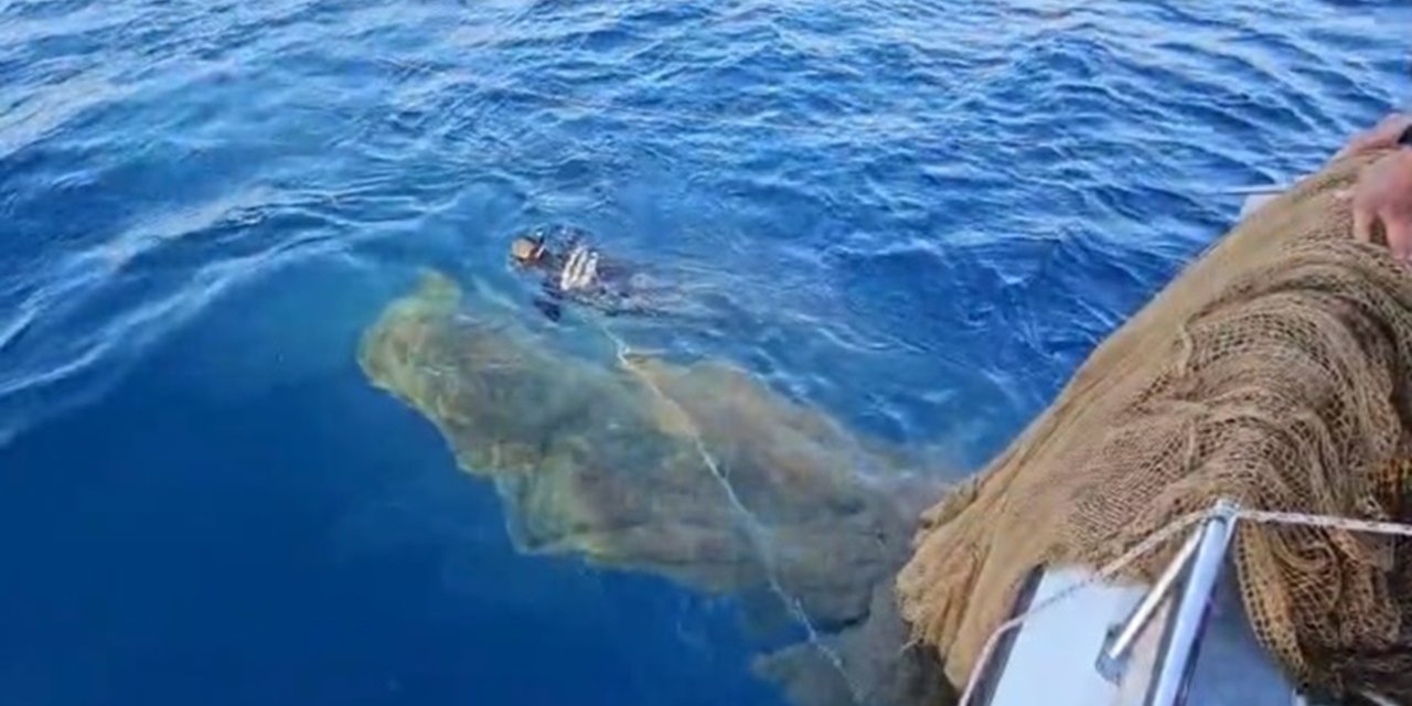 DENİZLERDEKİ HAYALET AĞLAR TEMİZLENİYOR