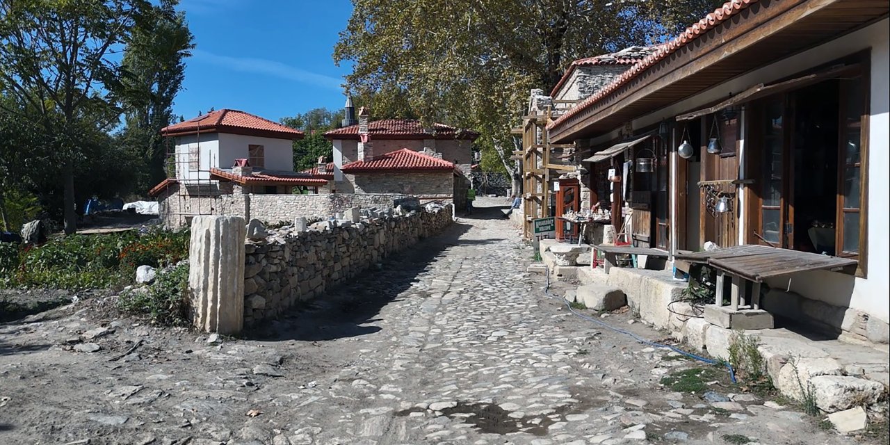 Antik kentin kalbine ‘Yaşayan Osmanlı Köyü'