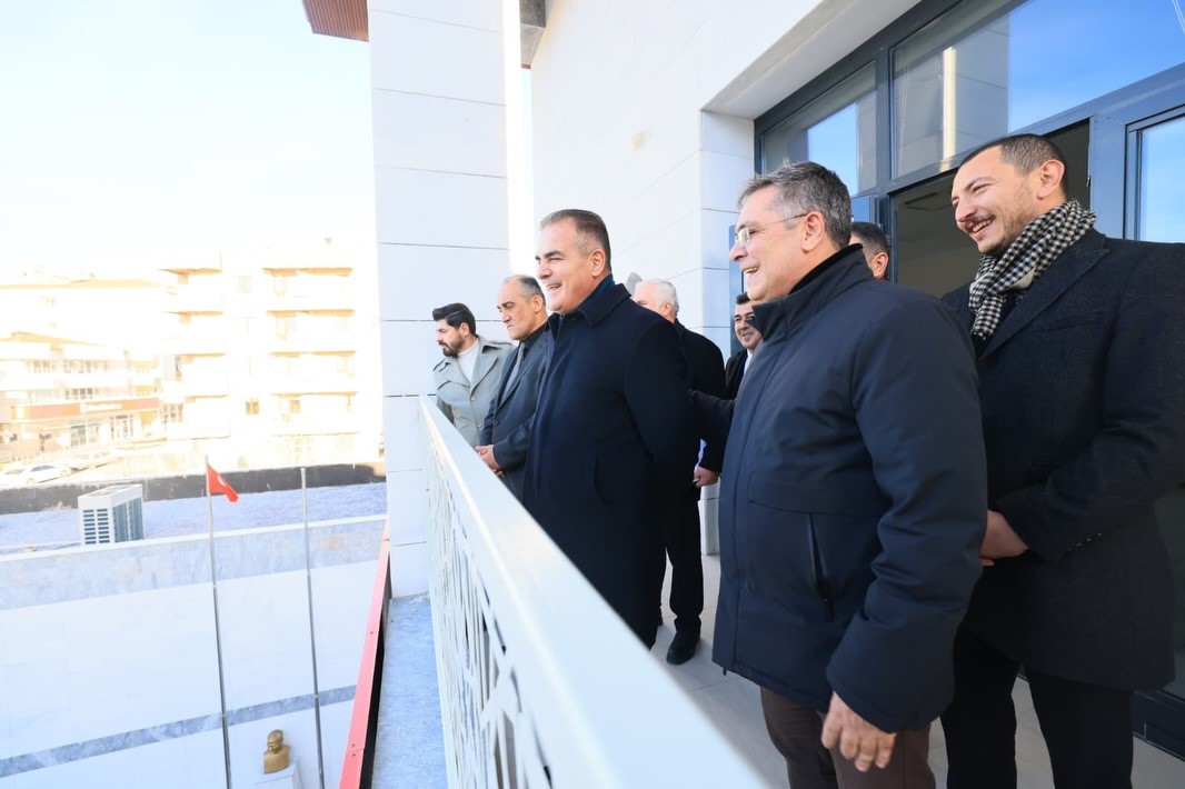 Vali Akbıyık, Yatağan Hükümet Konağı’nı inceledi