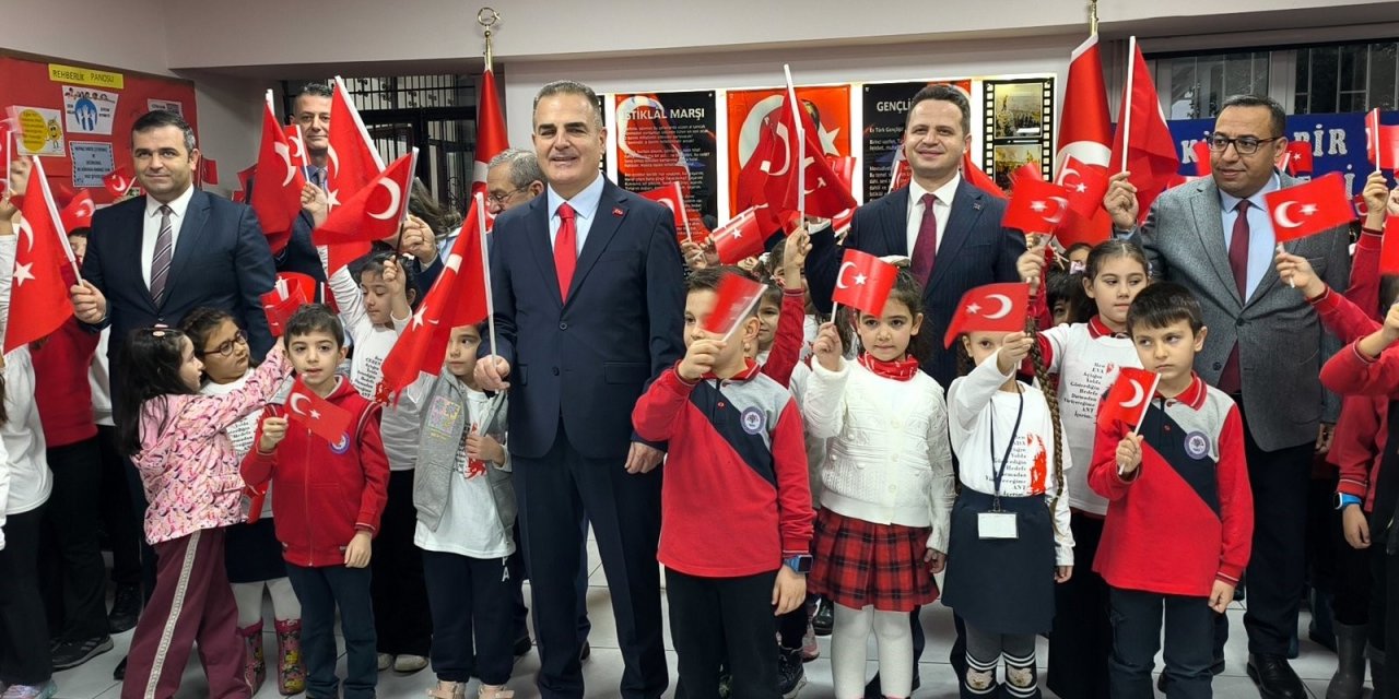 İKİNCİ DÖNEMİN İLK DERSİNİN KONUSU 'BAYRAK'