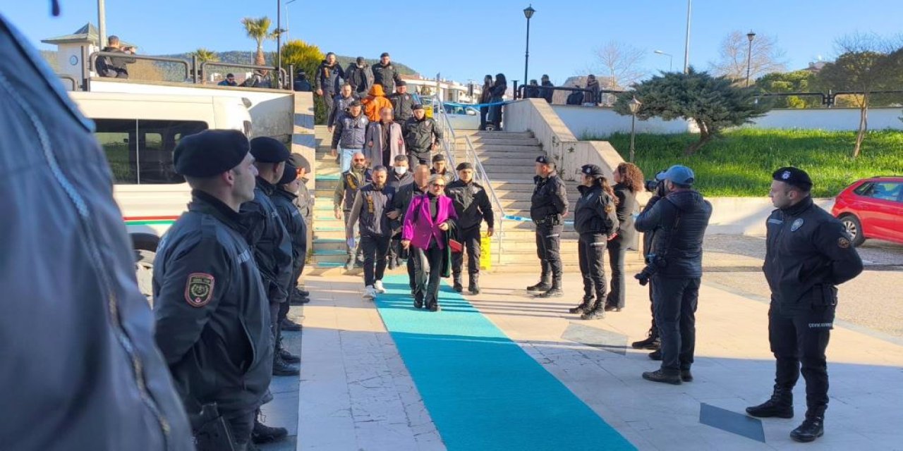 Muğla'da sahte sosyal medya operasyonu: 8 şüpheli adliyeye sevk edildi