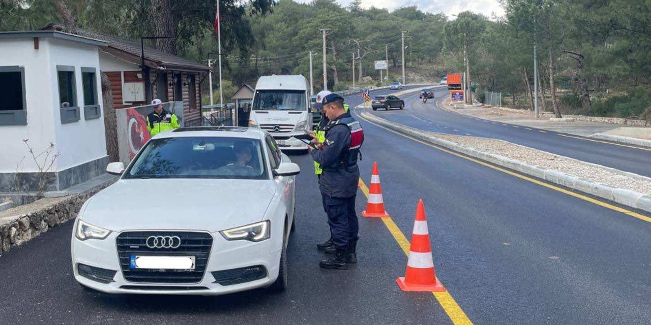 202 SÜRÜCÜNÜN SÜRÜCÜ BELGESİ GEÇİCİ OLARAK İPTAL EDİLDİ