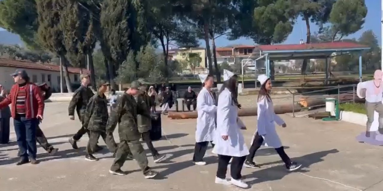 Yatağan Turgut’ta 18 Mart Çanakkale Şehitlerini Anma Programı Duygu Dolu Anlara Sahne Oldu