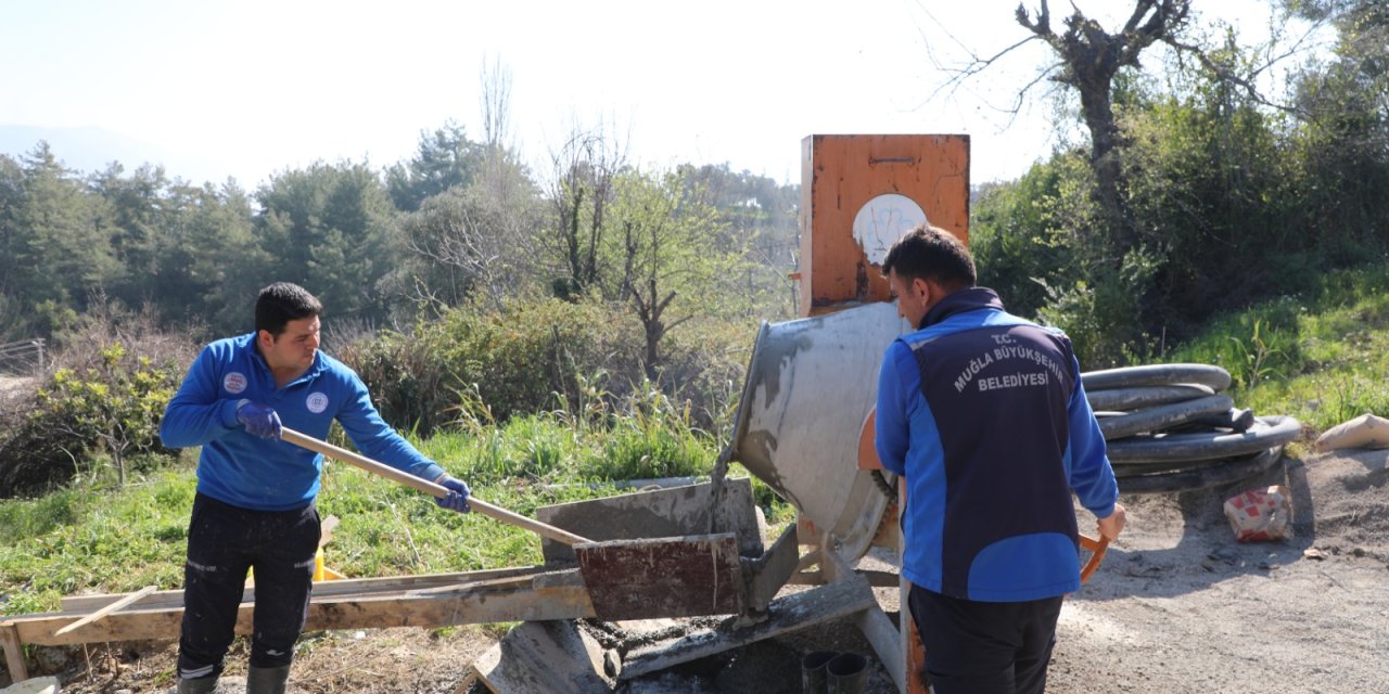 2 Ton Yetmedi, 30 Tona Çıktı: Üreticinin Su Sorununa Büyükşehir’den Dev Hamle