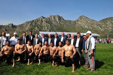 Kırkpınar’ın pehlivanlardı Muğla’da kapıştı