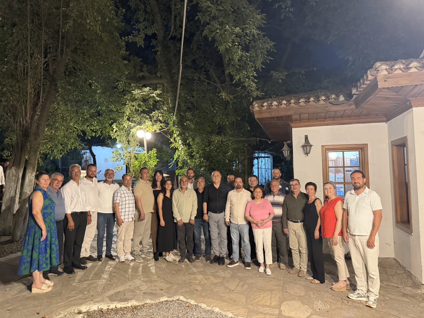 Başkan Günay ve İlçe Örgütünden Özgür Özel'e Destek Açıklaması