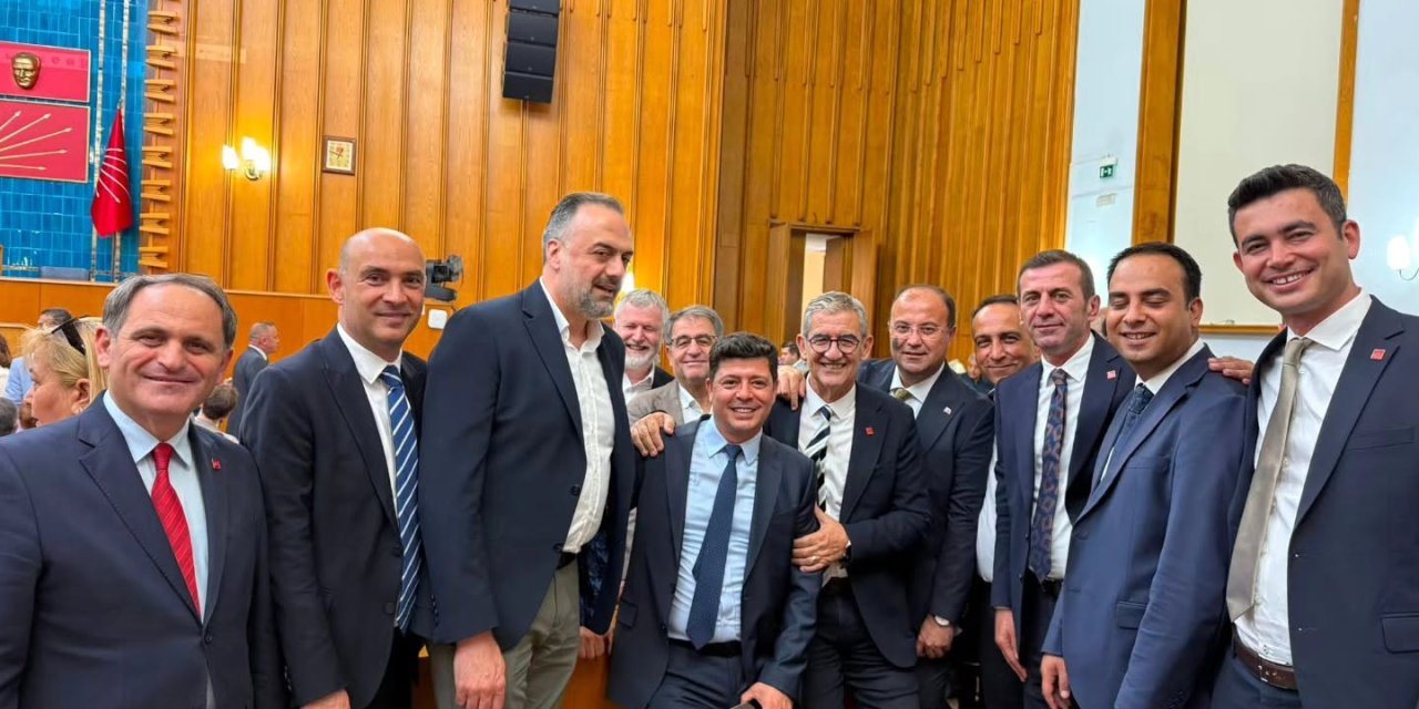 Özgür Özel'in Yeni Parti Açıklamasına Muğla'dan Destek: CHP'li 3 Milletvekilinden Ortak Mesaj