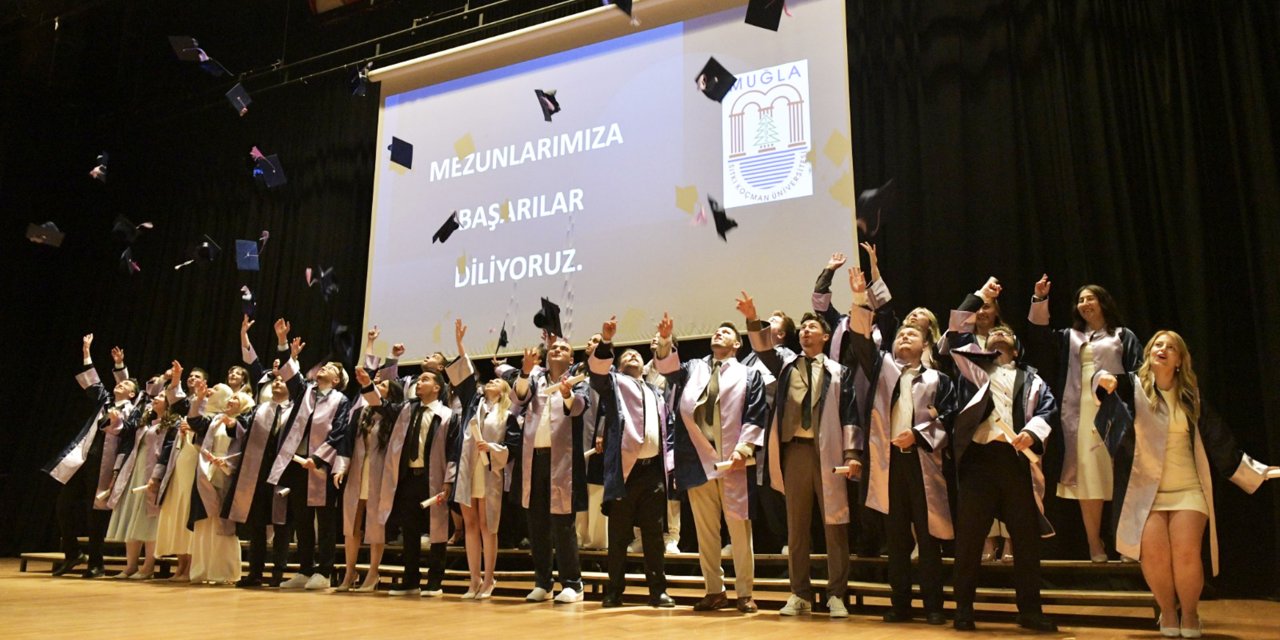 MSKÜ’lü diş hekimleri geleceğe uğurlandı