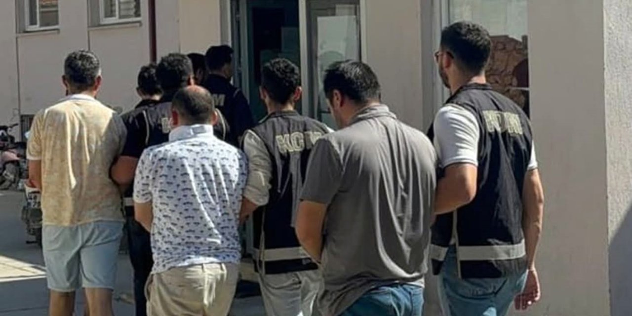Yurt dışına kaçmaya çalışan FETÖ üyeleri yakalandı