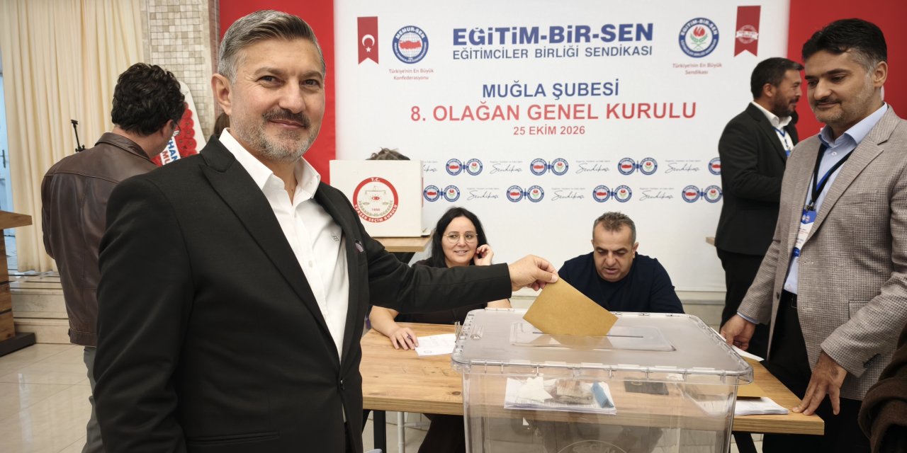 Muğla Eğitim-Bir-Sen'de Uçak güven tazeledi