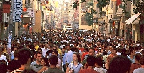 Yılda 650 lira ev dışında harcandı