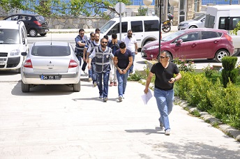 İnsanları zehirlemekten utanmadılar basına saldırdılar