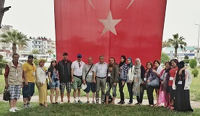 Dünya ressamlarından Başkan Şaşmaz’a ziyaret