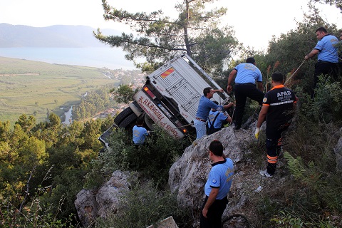 Ölüm virajı yine can aldı
