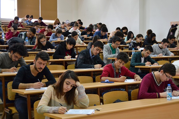 Anadolu Üniversitesi Turizm derslerini kaldırdı