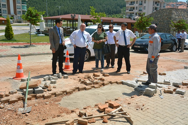 Menteşe Konutlarında yol çalışması