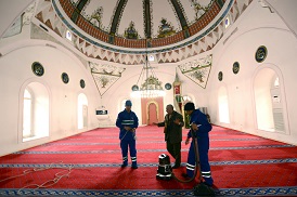 Menteşe’de camiler temizleniyor