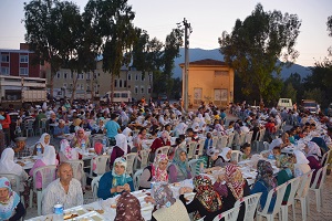 Seydikemer’de iftarlara yoğun katılım