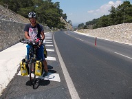 Barış için pedal çeviriyor