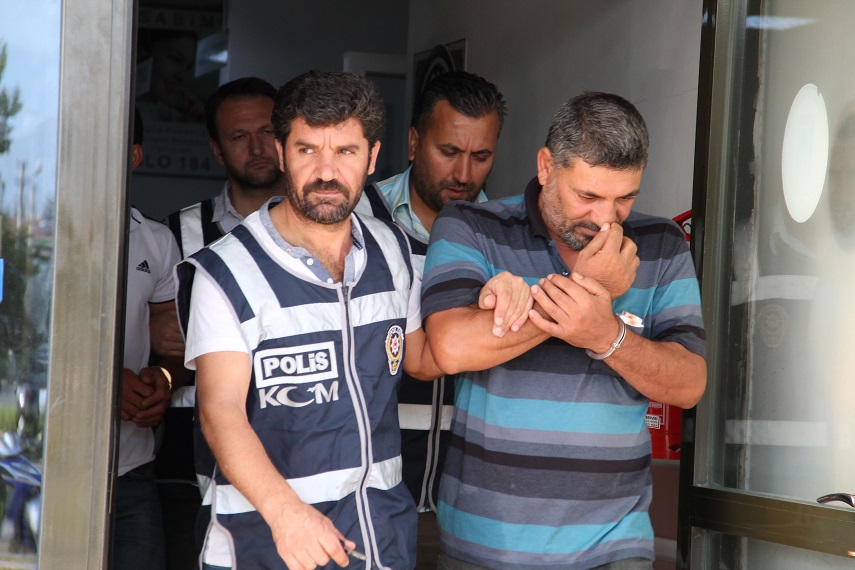 Zehir tacirleri tutuklandı