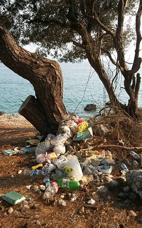 Cennet koylar çöpten geçilmiyor