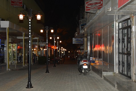 Menteşe’de sokak aydınlatmaları yenileniyor