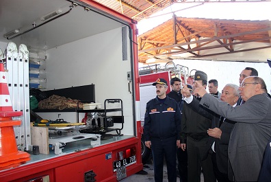 Vali, İtfaiye Teşkilatını inceledi