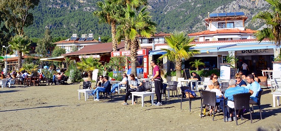 Sahillerde yazdan kalma günler
