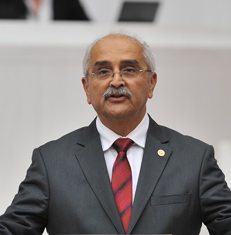 Demir: Milli Eğitim Bakanlığı hukuka önem vermiyor