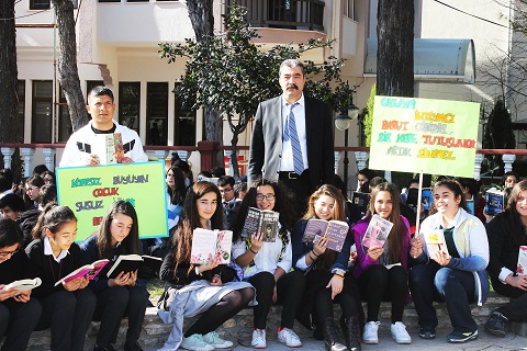 Öğrenciler Sınırsızlık’ta kitap okudu