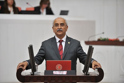 Demir: Hükümet derhal istifa etmelidir