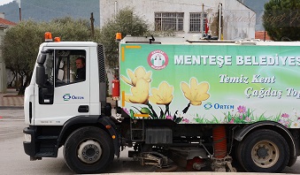 Menteşe sokakları artık daha temiz