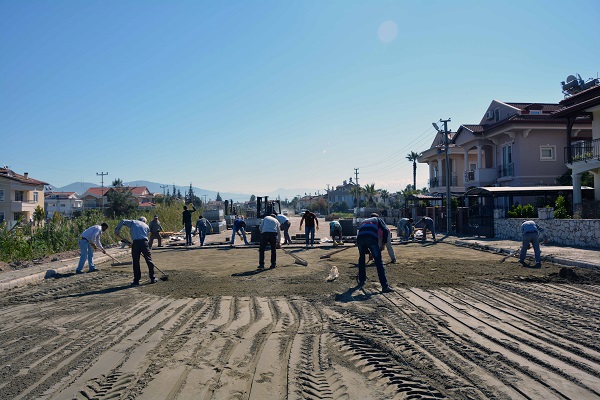 “Yerin altı Büyükşehir’in, üstü ilçelerin oldu”