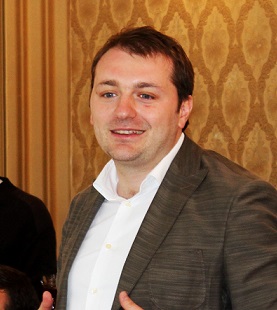 Ecertaş: Anayasanın ruhu kirlendi