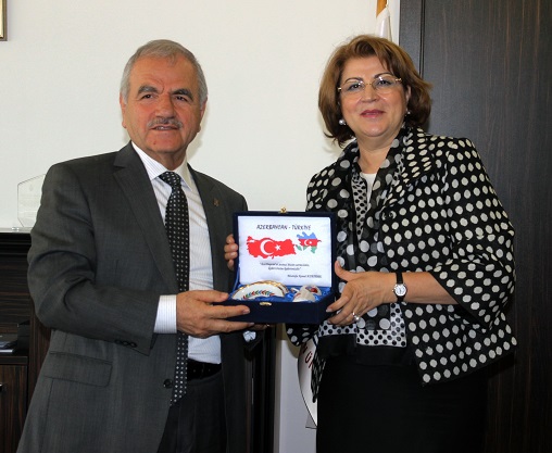 Azerbaycan Eğitim Müşaviri’nden Harmandar’a ziyaret